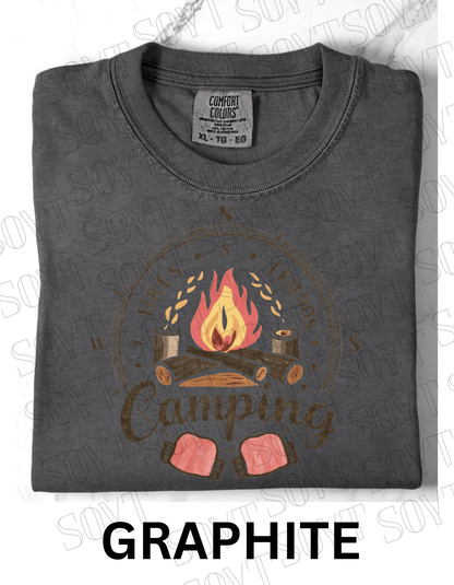 Fires Friends Camping T-Shirt – Compass Campfire Graphic Tee - Festive Apparel StoreGraphite